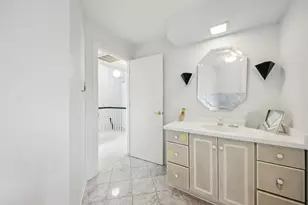 26155 W Laurel Ave, Wauconda, IL 60084 - Photo 34