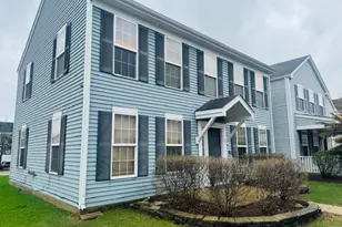 813 Serendipity Dr, Aurora, IL 60504 - Photo 2