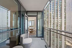 211 N Harbor Dr, Chicago, IL 60601 - Photo 12