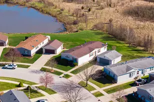 275 Tulip Cir, Matteson, IL 60443 - Photo 2