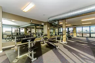 1071 W 15th St, Chicago, IL 60608 - Photo 12