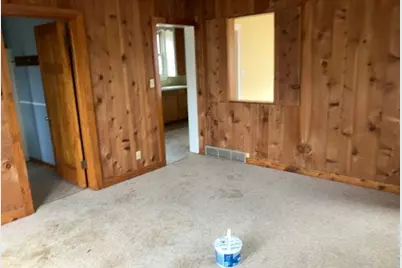 1662 S Chicago Avenue, Freeport, IL 61032 - Photo 12