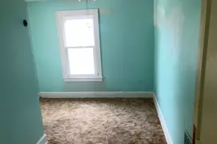 1662 S Chicago Ave, Freeport, IL 61032 - Photo 8