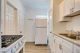 [Address not provided], Aurora, IL 60506 - Photo 12