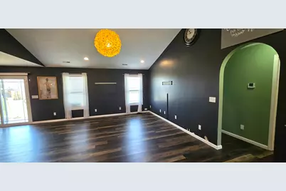 11213 Maggie Drive, Marion, IL 62959 - Photo 10