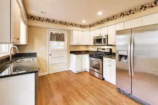 621 E Grove St, Arlington Heights, IL 60005 - Photo 16