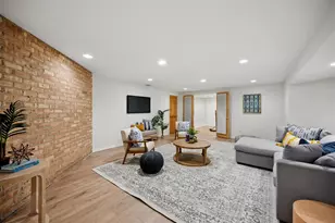 2407 Iroquois Rd, Wilmette, IL 60091 - Photo 24