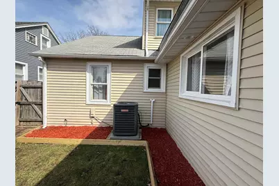 1010 Osmond Avenue, Antioch, IL 60002 - Photo 4