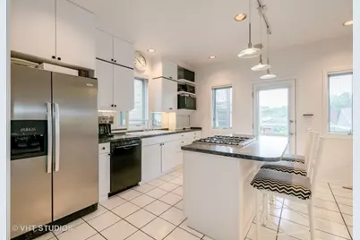 1410 E 48th Street, Chicago, IL 60615 - Photo 4