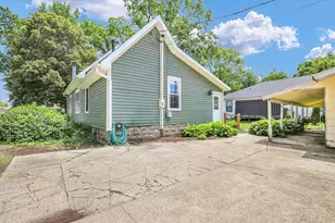 464 S Independence St, Monticello, IL 61856 - Photo 30