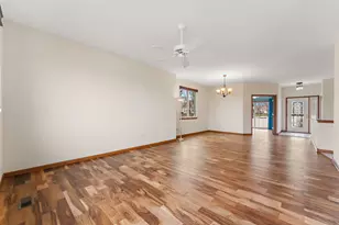 21324 W Douglas Ln, Plainfield, IL 60544 - Photo 10