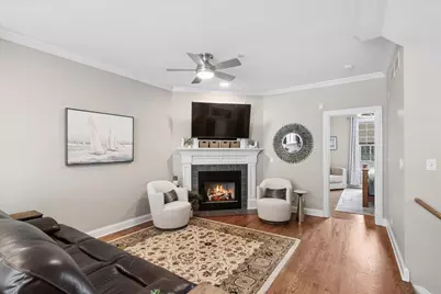 225 5th Street, Libertyville, IL 60048 - Photo 6