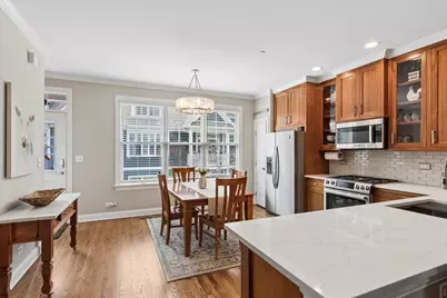 225 5th Street, Libertyville, IL 60048 - Photo 4