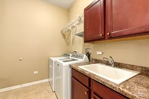 700 Cheshire Ct, Oswego, IL 60543 - Photo 18