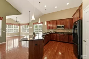 700 Cheshire Ct, Oswego, IL 60543 - Photo 8