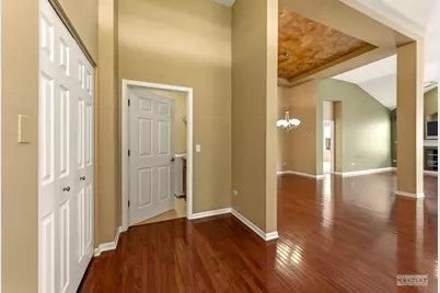 700 Cheshire Court, Oswego, IL 60543 - Photo 2