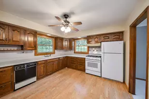 2N580 Beith Rd, Elburn, IL 60119 - Photo 10