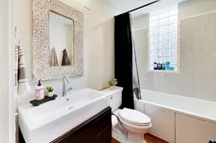 941 W Altgeld St, Chicago, IL 60614 - Photo 16