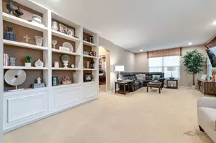 1695 Natures Way, Lindenhurst, IL 60046 - Photo 20