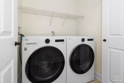 3326 S Lituanica Avenue, Chicago, IL 60608 - Photo 22