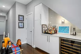 1446 W Cortez Ave, Chicago, IL 60642 - Photo 12