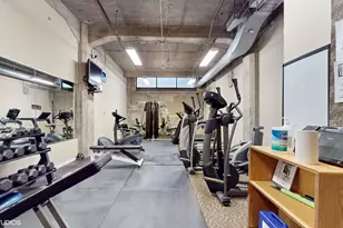 210 S Desplaines St, Chicago, IL 60661 - Photo 16