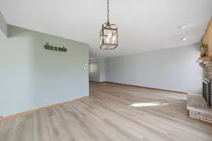 7770 Bristol Park Dr, Tinley Park, IL 60477 - Photo 10