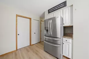 7770 Bristol Park Dr, Tinley Park, IL 60477 - Photo 14