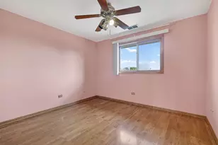 7545 Sheridan Dr, Willowbrook, IL 60527 - Photo 14