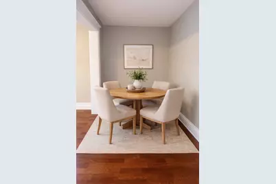 137 N East Avenue, Aurora, IL 60505 - Photo 4