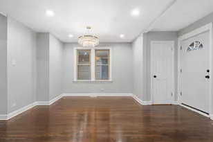 10644 S Eggleston Ave, Chicago, IL 60628 - Photo 6