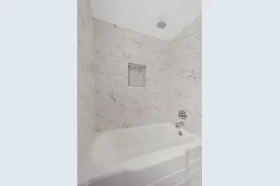 10644 S Eggleston Avenue, Chicago, IL 60628 - Photo 30