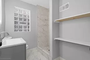 10644 S Eggleston Ave, Chicago, IL 60628 - Photo 16