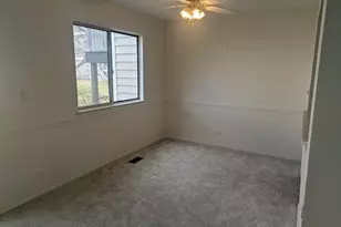 600 Eastview Ct, Schaumburg, IL 60193 - Photo 18