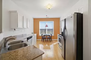 [Address not provided], Northbrook, IL 60062 - Photo 10