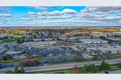 280 Hawthorn Village Commons, Vernon Hills, IL 60061 - Photo 6