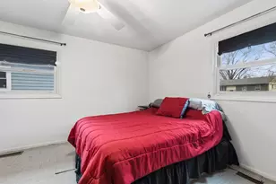 18 McKinley St, Lake in the Hills, IL 60156 - Photo 12