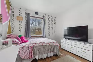 18 McKinley St, Lake in the Hills, IL 60156 - Photo 16