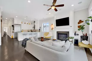 1341 W George St, Chicago, IL 60657 - Photo 8