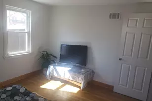 3427 Lonnquist Dr, Franklin Park, IL 60131 - Photo 14