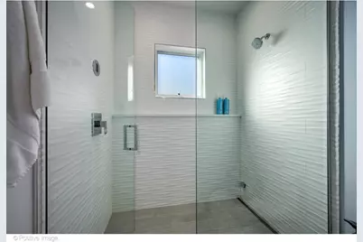 2107 W Bradley Place, Chicago, IL 60618 - Photo 44