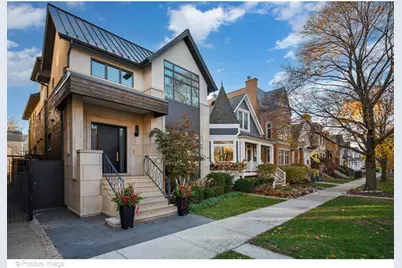 2107 W Bradley Place, Chicago, IL 60618 - Photo 2