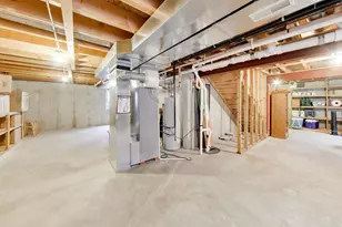 330 Martin Dr, Woodstock, IL 60098 - Photo 34