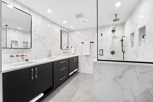 180 E Pearson St, Chicago, IL 60611 - Photo 22