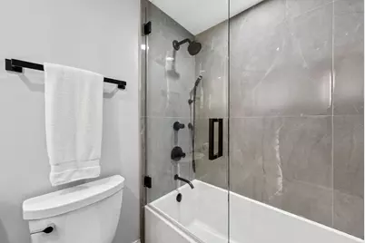 180 E Pearson Street #3702, Chicago, IL 60611 - Photo 30