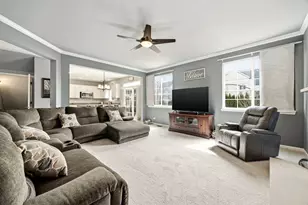 12221 Sinnett St, Huntley, IL 60142 - Photo 16