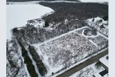 1441 W Fairview Road, Freeport, IL 61032 - Photo 8