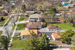 221 E Grantley Ave, Elmhurst, IL 60126 - Photo 36