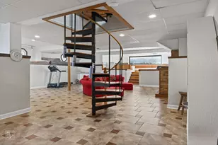 221 E Grantley Ave, Elmhurst, IL 60126 - Photo 22