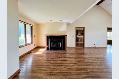 12421 Olson Road, Caledonia, IL 61011 - Photo 14